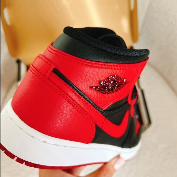 Nike air jordan mid - Picture 2 of 3